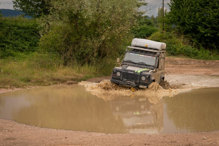 Dreh mit David Balliet im Elsass. Hier in der Nähe von Strassbourg gibt es ein tolles 4x4-Fahrgelände.