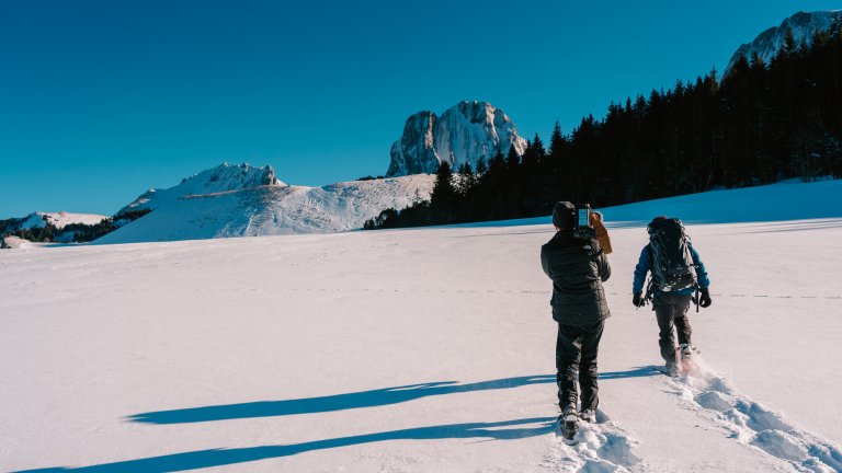 Frische Spuren im Pulverschnee | © 2021 ALPHAVISION 