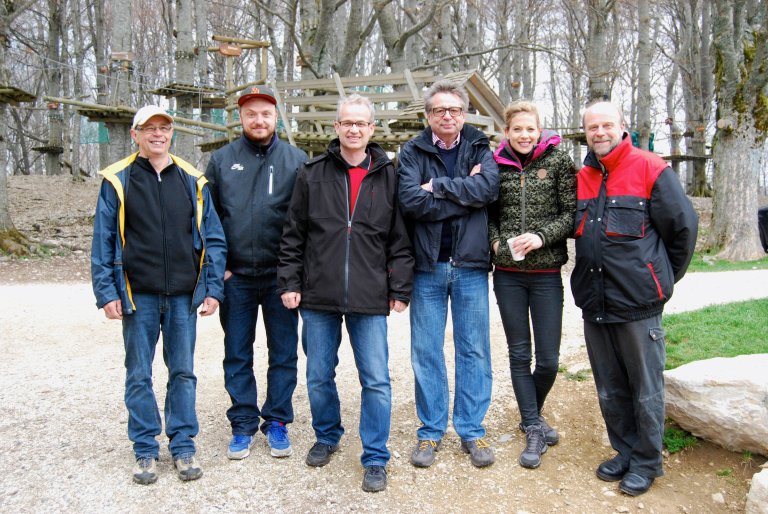 Crew der ALPHAVISION für die Moderationsaufnahmen im Seilpark Balmberg.