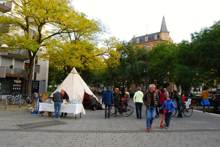 In Strasbourg ist Hetty Overeem an einem Reformationsfest der Kirche St. Guillaume eingeladen.