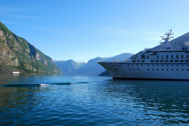 Zur Reise ans Nordkap gehören auch Landausflüge.