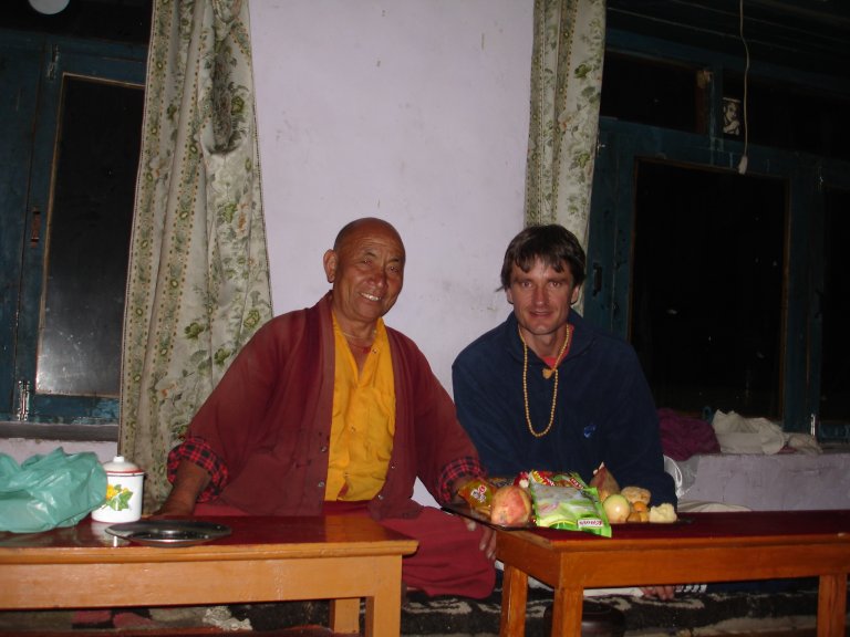 Josef mit einem buddhistischen Mönch | © privat