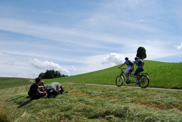 Jeanette und Mirjam fahren zum grössten Teil auf der Herzroute. Die Sujets im Emmental …