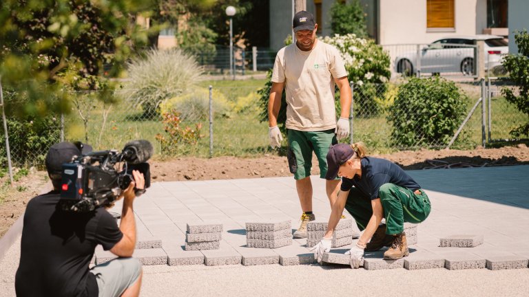 Aline Baumann packt auch hier an. | © 2023 ALPHAVISION