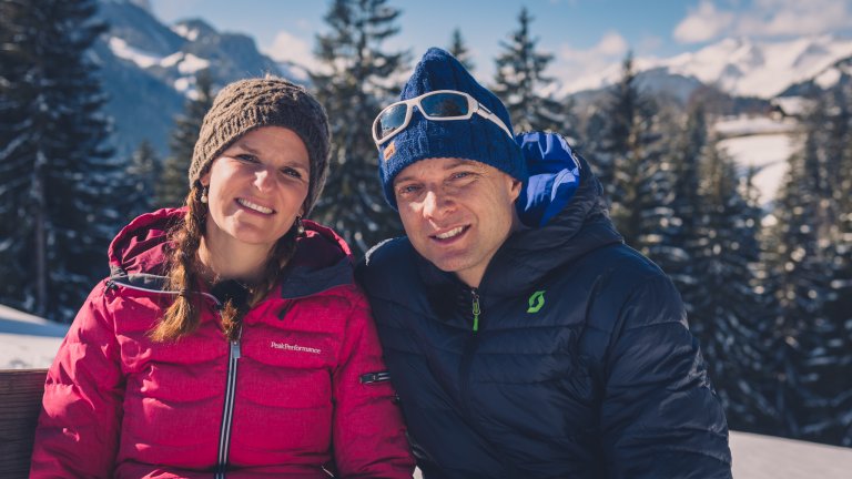 Ariane und Jürg. Beide haben ihren ersten Ehepartner durch einen Schicksalsschlag verloren...